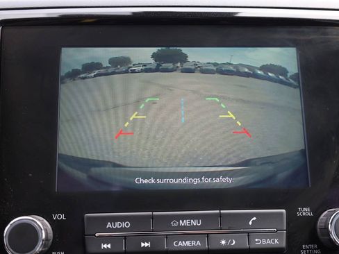 Used 2022 Nissan Frontier SV RWD image 22