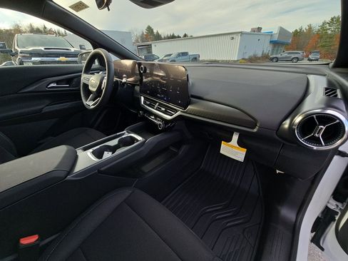 New 2026 Chevrolet Equinox EV LT w/ LPO, All-Weather Mat Package image 66