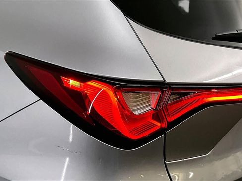 Used 2022 Acura MDX SH-AWD image 28