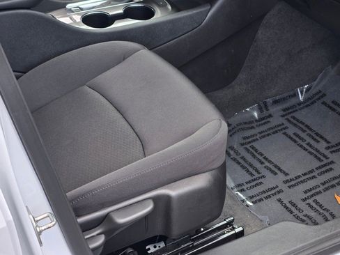 Used 2024 Chevrolet Malibu LT image 7