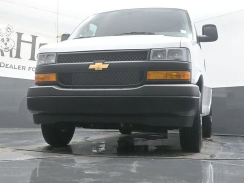 New 2026 Chevrolet Express 2500 image 34