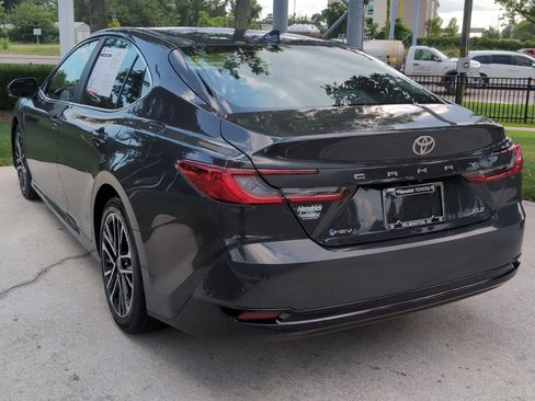 Certified 2026 Toyota Camry XLE FWD image 8
