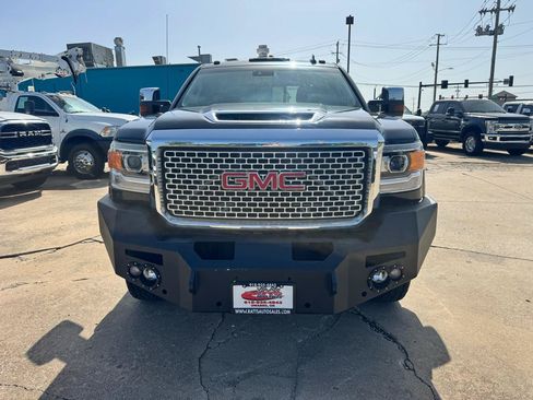 Used 2017 GMC Sierra 3500 Denali w/ Duramax Plus Package AWD/4WD image 3