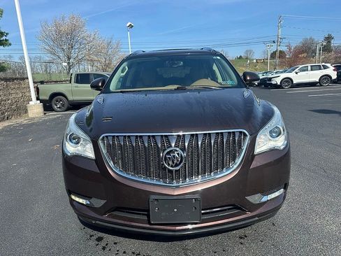 Used 2017 Buick Enclave Leather image 2