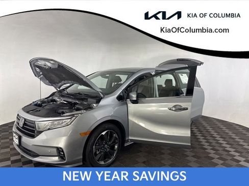 Used 2024 Honda Odyssey Elite image 11