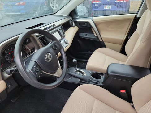 Used 2013 Toyota RAV4 XLE image 20