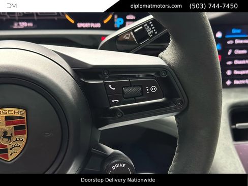 Used 2022 Porsche Taycan GTS w/ Premium Package (P6U) image 32