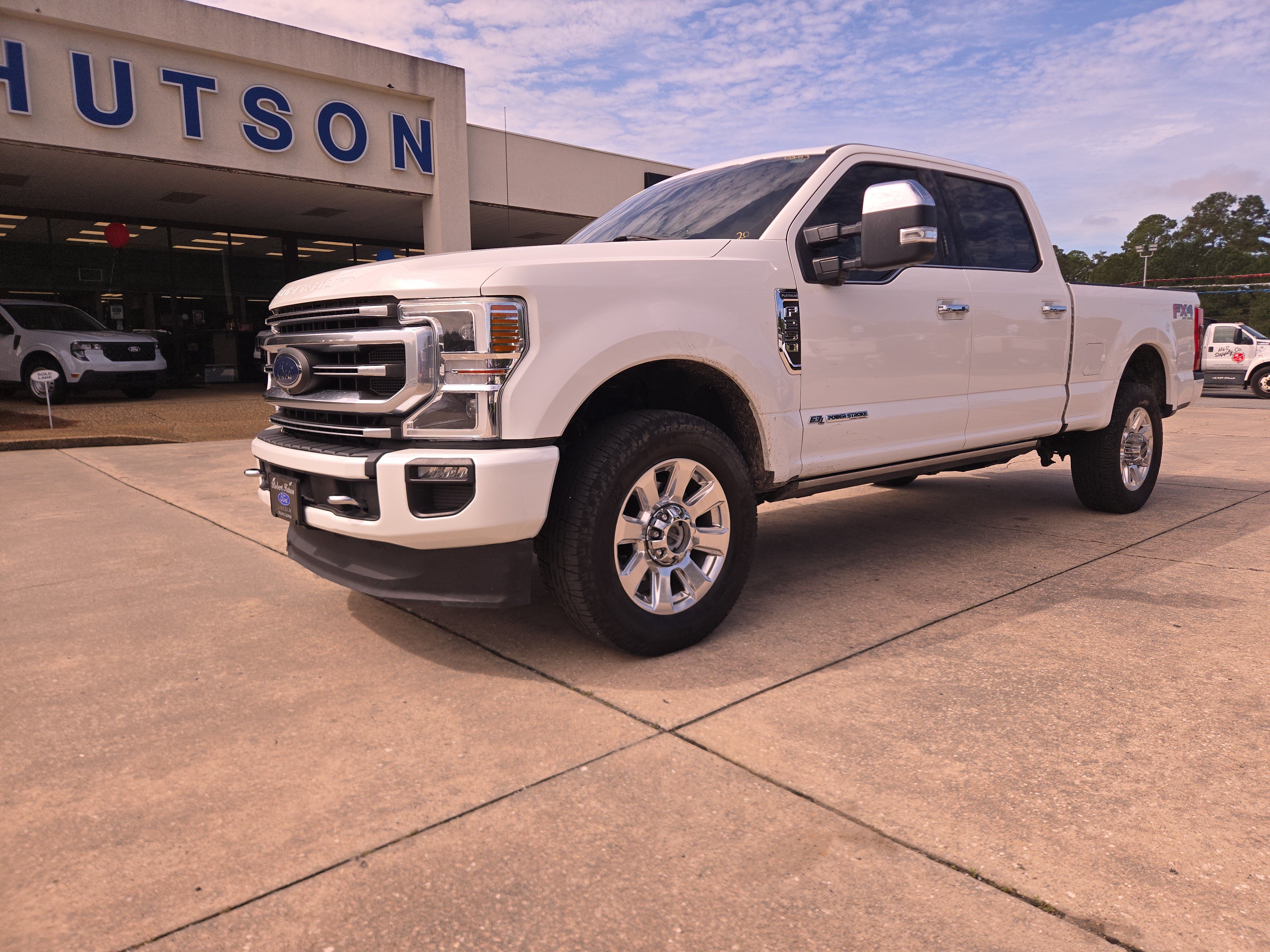 Used 2020 Ford F250 Platinum w/ FX4 Off-Road Package AWD/4WD image 2