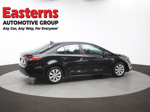 Used 2025 Toyota Corolla LE FWD image 41