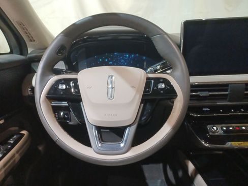 Used 2024 Lincoln Corsair AWD w/ Equipment Group 101A image 11