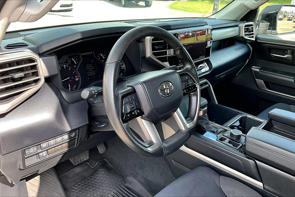 Used 2023 Toyota Tundra SR5 w/ SR5 Convenience Package AWD/4WD image 21