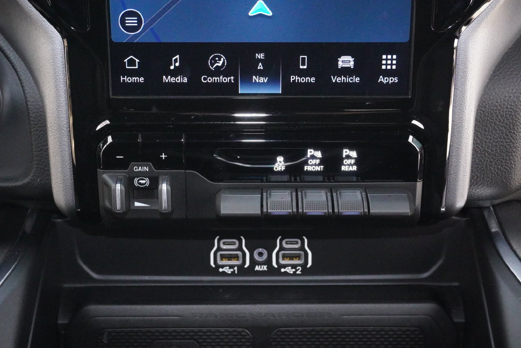 Used 2025 RAM 1500 Laramie w/ Sport Appearance Package AWD/4WD image 16