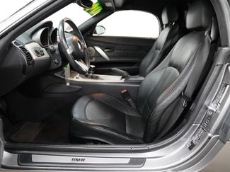 Used 2004 BMW Z4 3.0i video 4