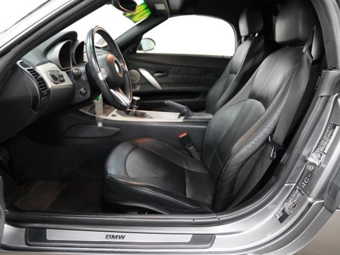 Used 2004 BMW Z4 3.0i image 4