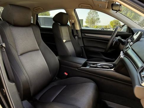 Used 2020 Honda Accord Hybrid image 31