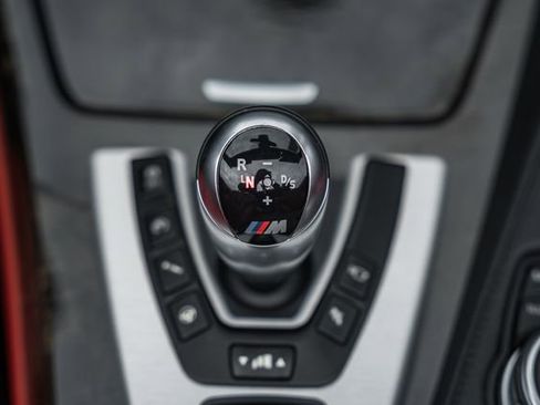 Used 2016 BMW M6 Convertible image 31