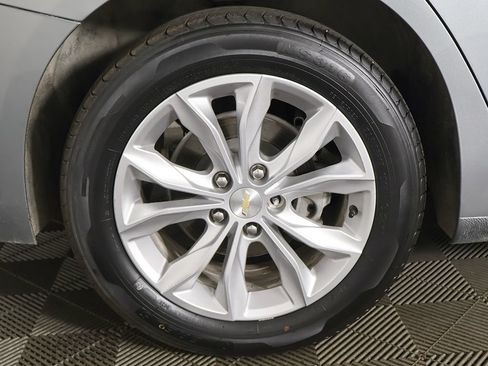 Used 2023 Chevrolet Malibu LT FWD image 18