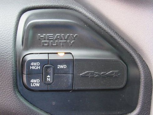 Used 2023 RAM 2500 Big Horn w/ Level 1 Equipment Group image 19