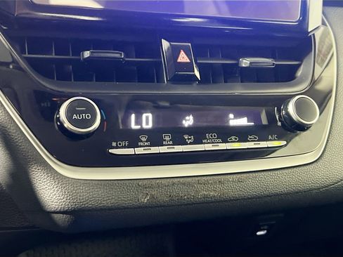 Used 2024 Toyota Corolla LE image 25
