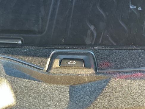 Used 2020 BMW X5 xDrive40i w/ Premium Package image 17