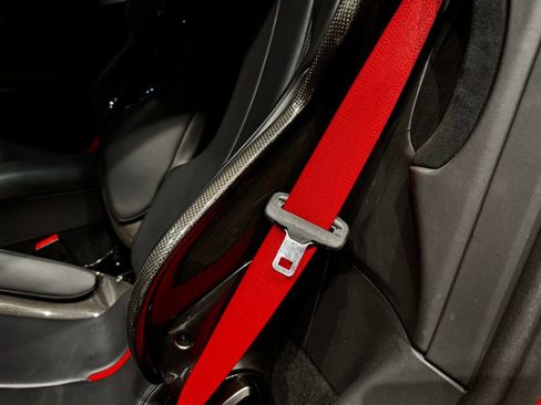 Used 2023 Ferrari SF90 Stradale Base image 22