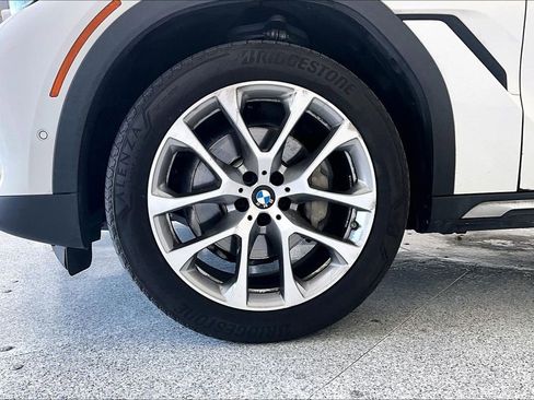 Used 2023 BMW X6 xDrive40i w/ Premium Package image 11