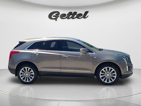 Used 2019 Cadillac XT5 Platinum AWD/4WD image 4