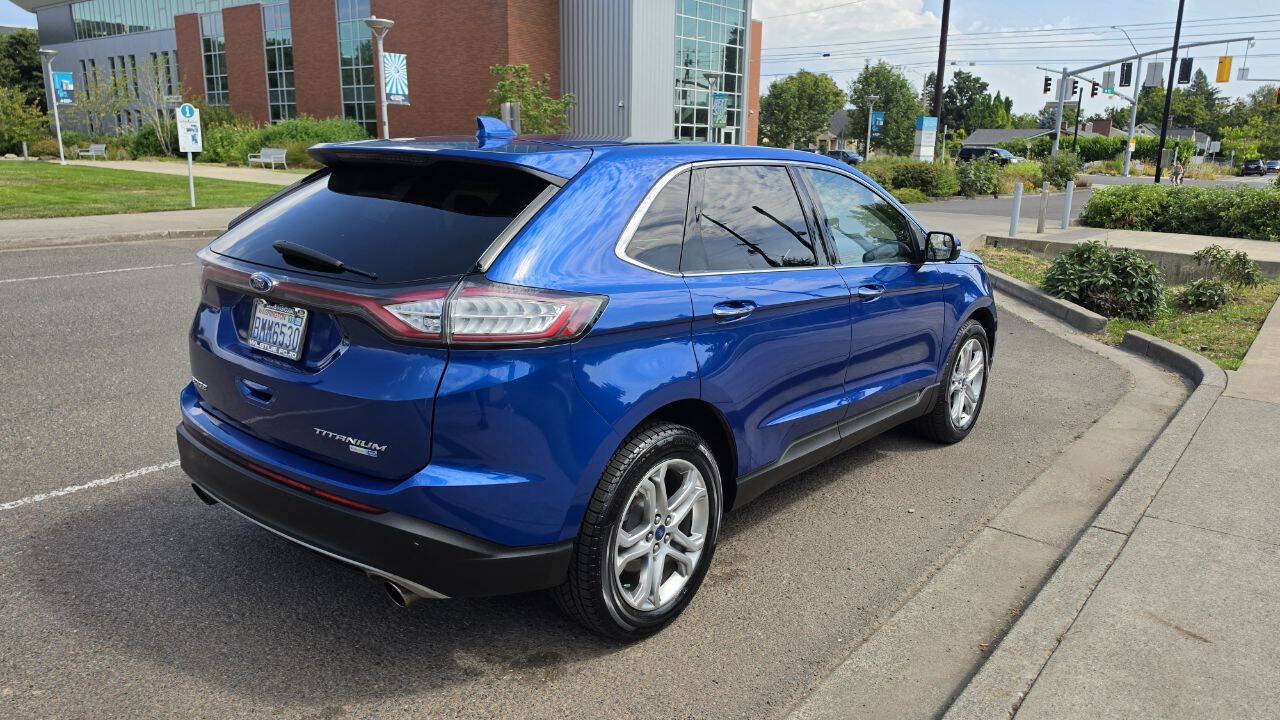 Used 2018 Ford Edge Titanium AWD/4WD image 5