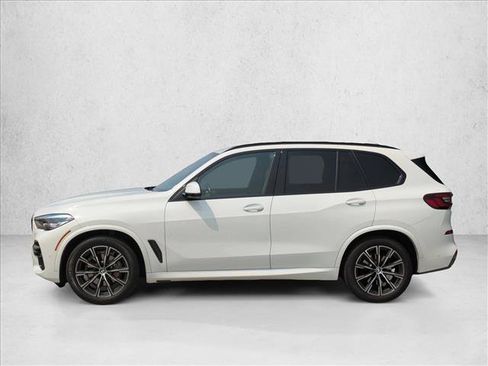 Used 2022 BMW X5 xDrive40i w/ M Sport Package AWD/4WD image 8