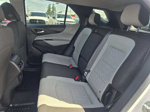 Used 2022 Chevrolet Equinox LT AWD/4WD image 21