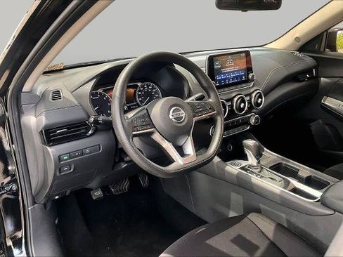 Certified 2023 Nissan Sentra SV FWD image 17