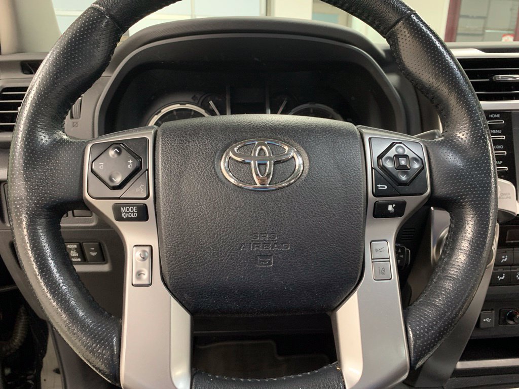 Used 2023 Toyota 4Runner Limited RWD image 18