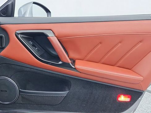 Used 2015 Nissan GT-R Premium image 23