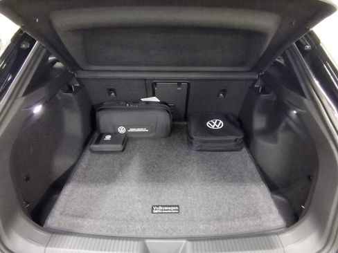 New 2026 Volkswagen ID.4 Pro S image 13