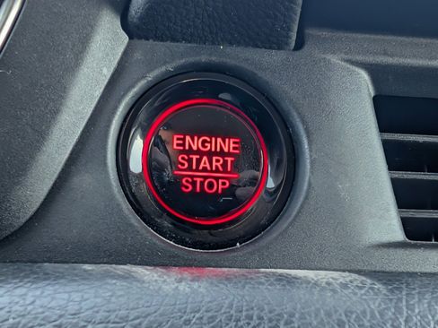 Used 2024 Honda Pilot EX-L image 19