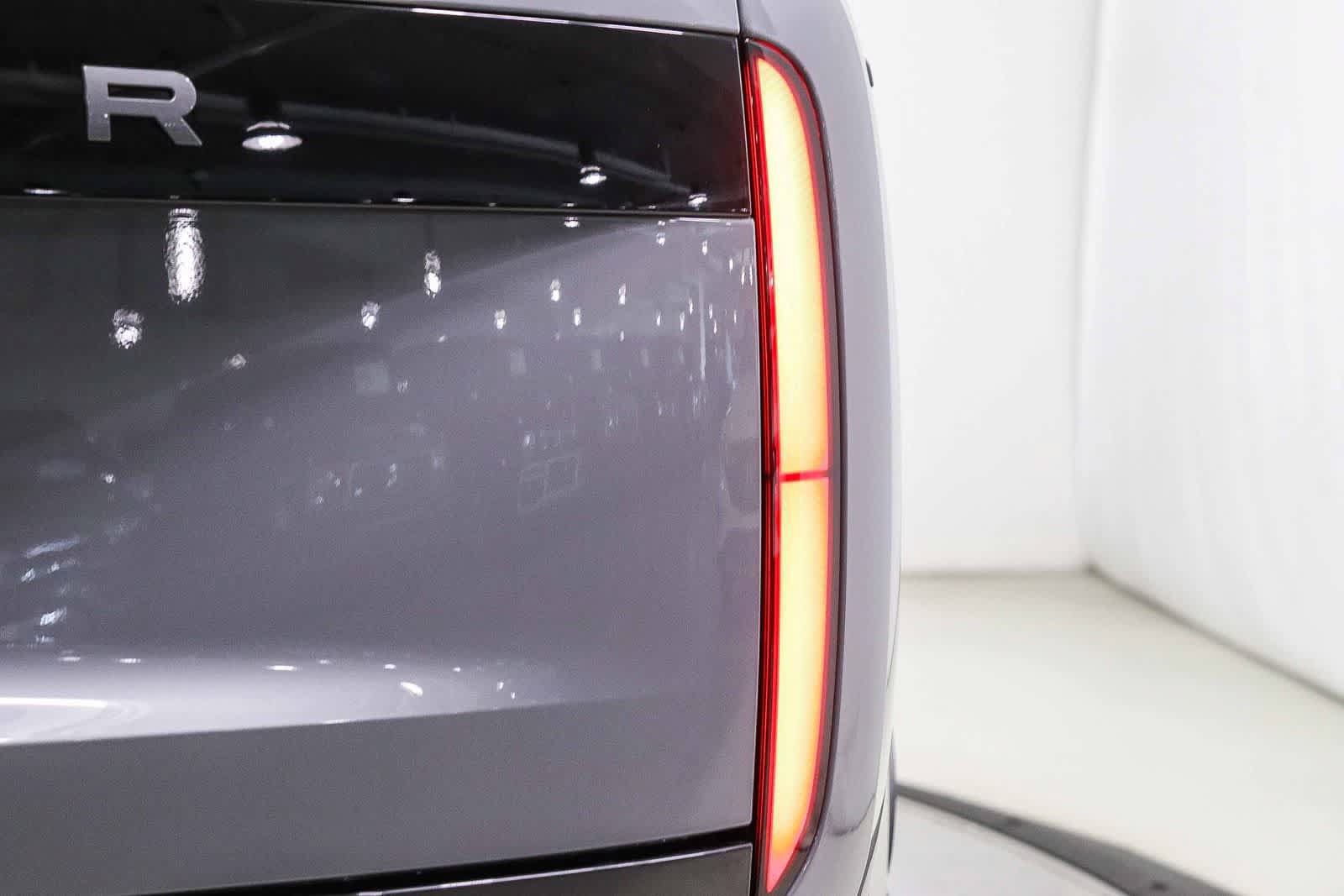 Used 2022 Land Rover Range Rover SE AWD/4WD image 10
