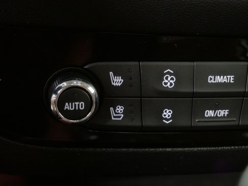 Used 2019 Buick Enclave Avenir w/ Avenir Technology Package AWD/4WD image 27