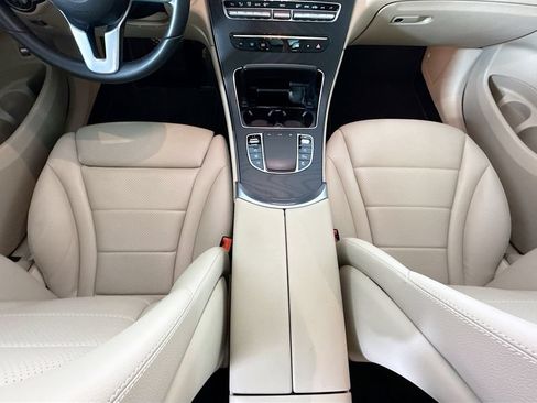 Certified 2022 Mercedes-Benz GLC 300 image 16