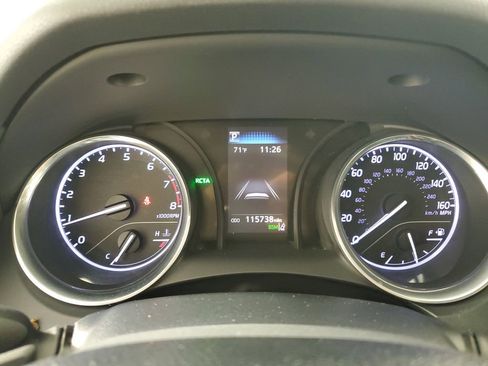Used 2020 Toyota Camry SE image 24