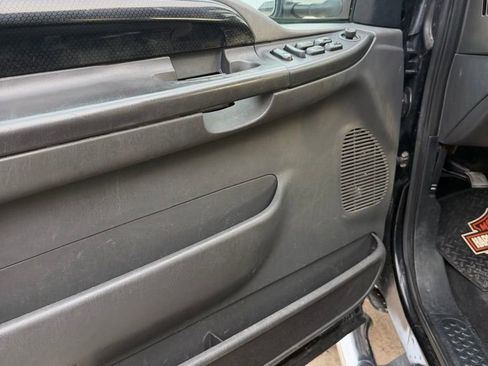 Used 2006 Ford F250 image 19