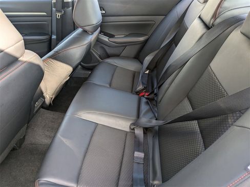 Used 2025 Nissan Altima 2.5 SR image 26