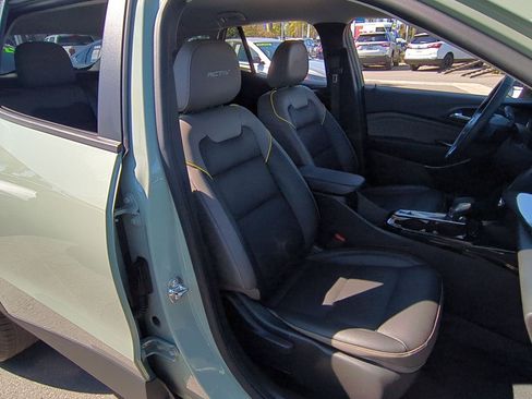 Used 2025 Chevrolet Trax ACTIV w/ Driver Confidence Package FWD image 26