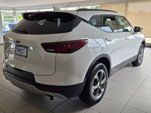 Used 2024 Chevrolet Blazer LT w/ Convenience Package AWD/4WD image 11