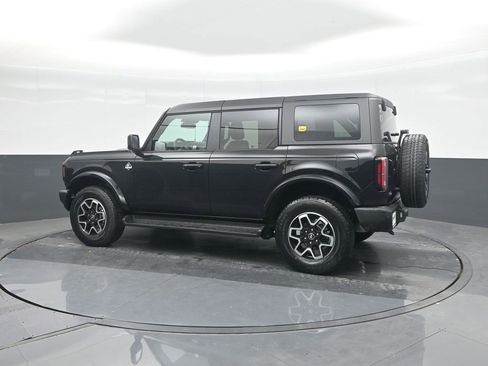 New 2025 Ford Bronco Outer Banks image 9