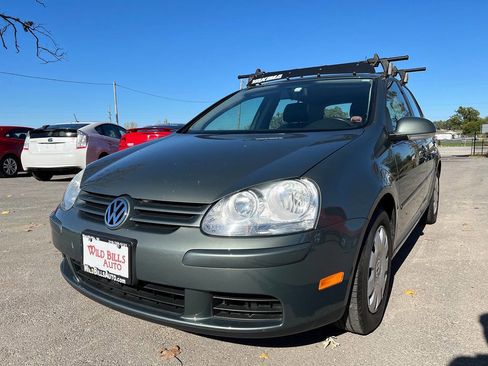 Used 2008 Volkswagen Rabbit S image 2