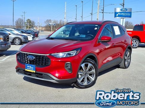 Certified 2025 Ford Escape Platinum w/ Premium Technology Package image 1