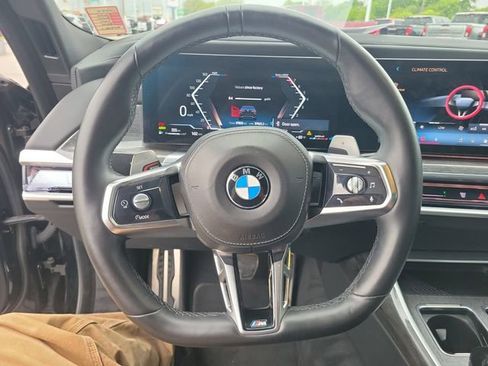 Used 2024 BMW 740i xDrive AWD/4WD image 18