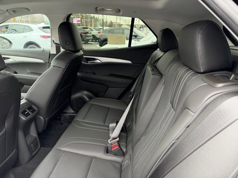 New 2026 Buick Envision Avenir image 7