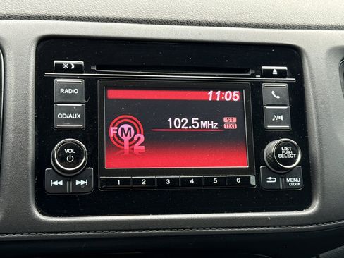 Used 2018 Honda HR-V LX image 23