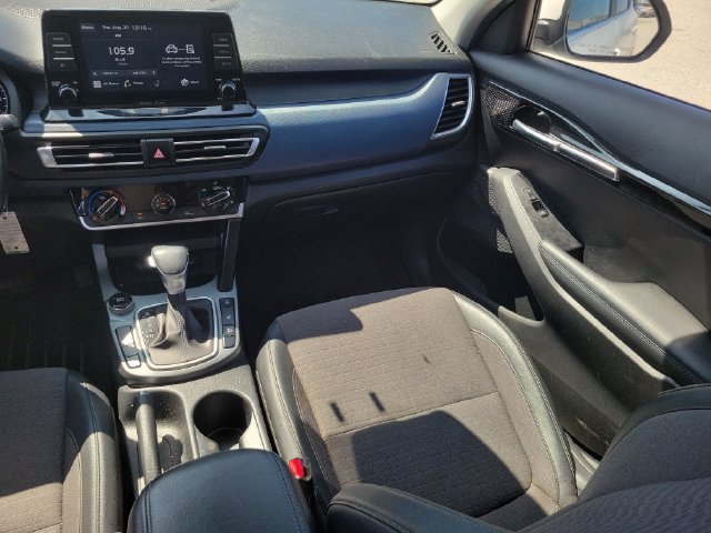 Used 2021 Kia Seltos S AWD/4WD image 14